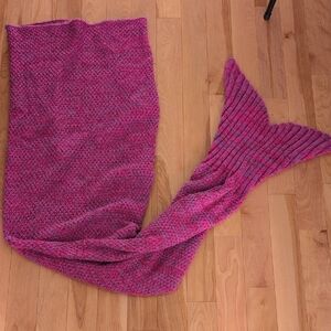 Pink Mermaid Tail Blanket